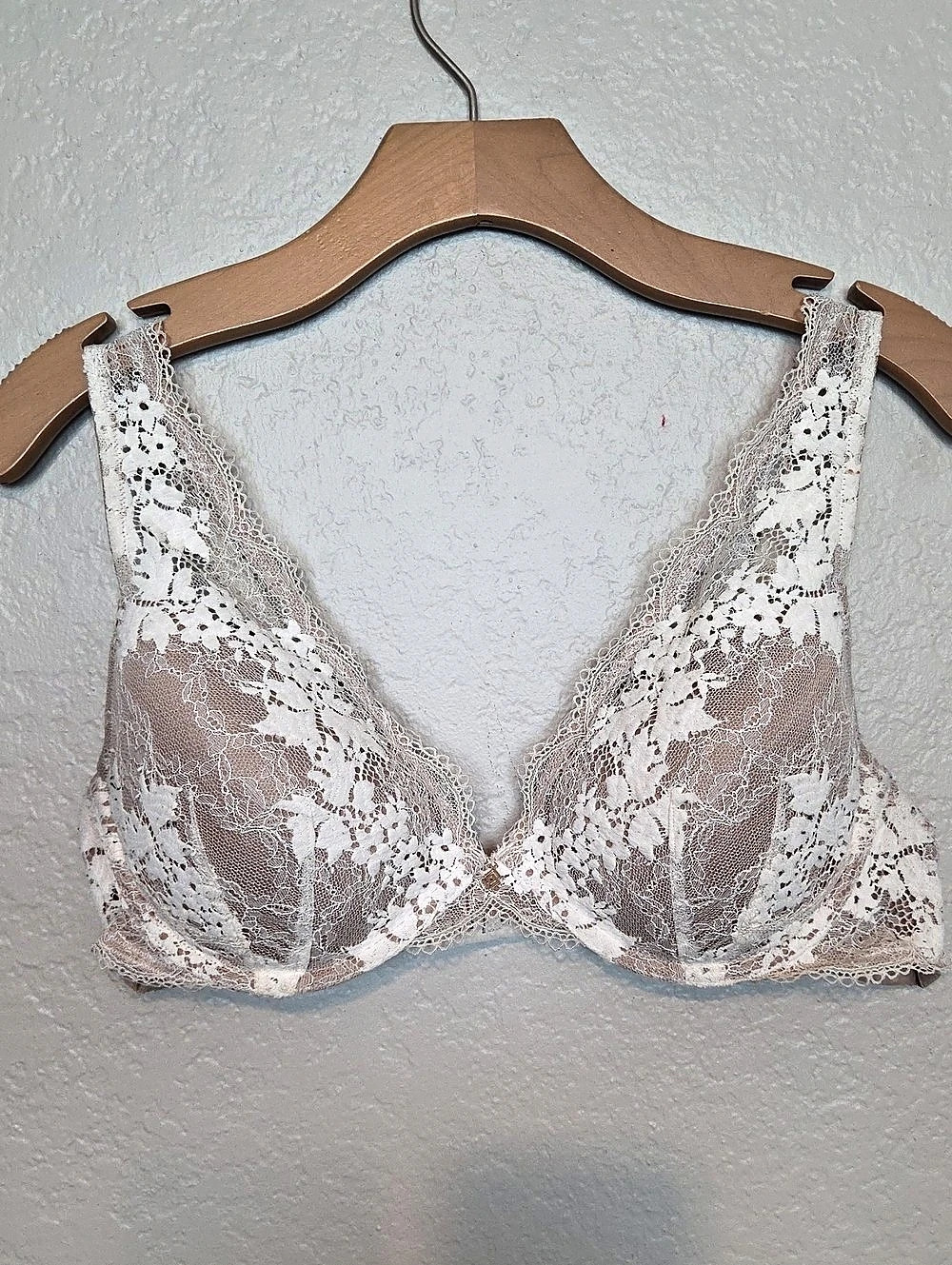 Third Love Lace Floral Bra Cream and Tan 38B 1/2